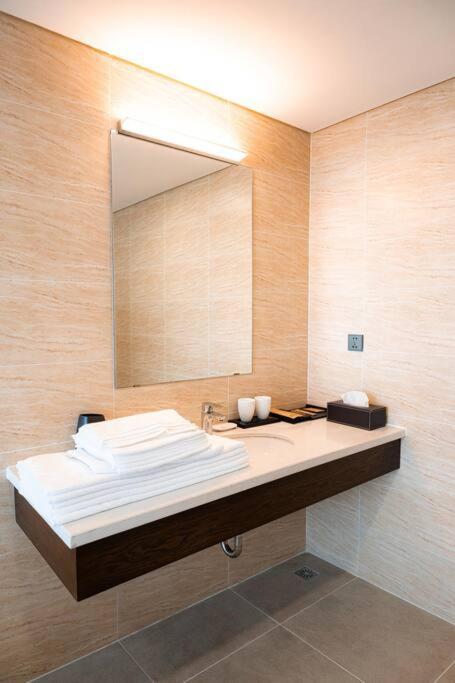 1Br - 1 Sofa Bed Luxurious 5-Stars Resort Phuc Yen 外观 照片
